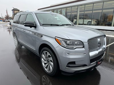 Lease a 2023 Lincoln Navigator Reserve for $1,370/mo for 39 mo