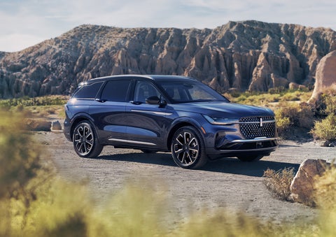 A 2024 Lincoln Nautilus® SUV is parked in a desert national park. | Apple Lincoln Apple Valley in Apple Valley MN