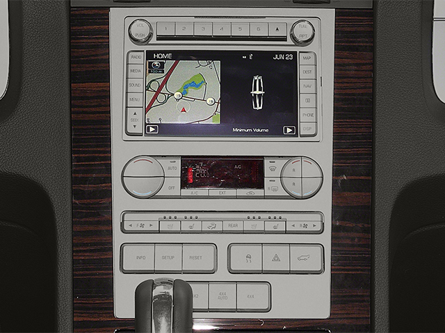 2013 Lincoln Navigator L Base