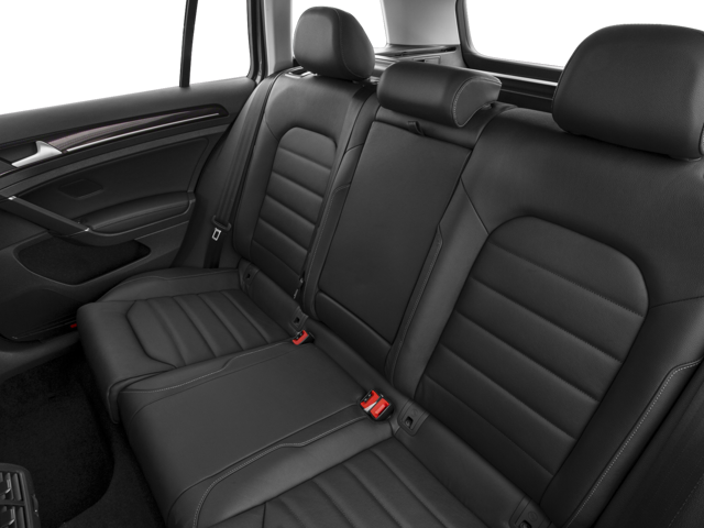 2017 Volkswagen Golf SportWagen SE