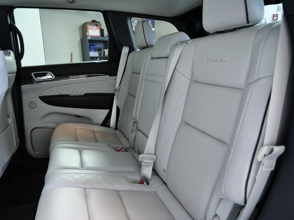 2017 Jeep Grand Cherokee Summit