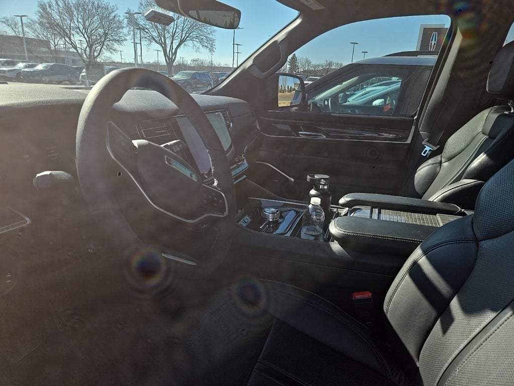 2022 Jeep Wagoneer Series II