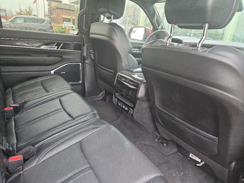 2022 Jeep Wagoneer Series III