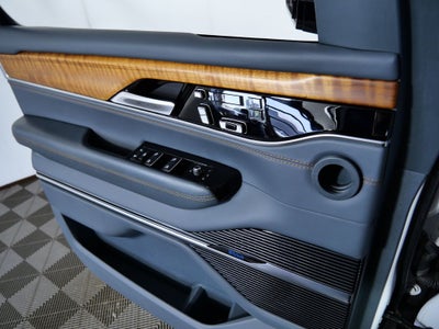 2022 Jeep Grand Wagoneer Series II