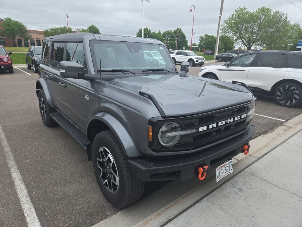 2024 Ford Bronco Outer Banks
