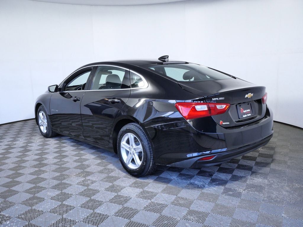 2022 Chevrolet Malibu LS 1LS
