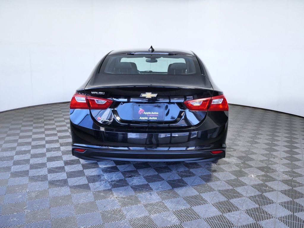 2022 Chevrolet Malibu LS 1LS