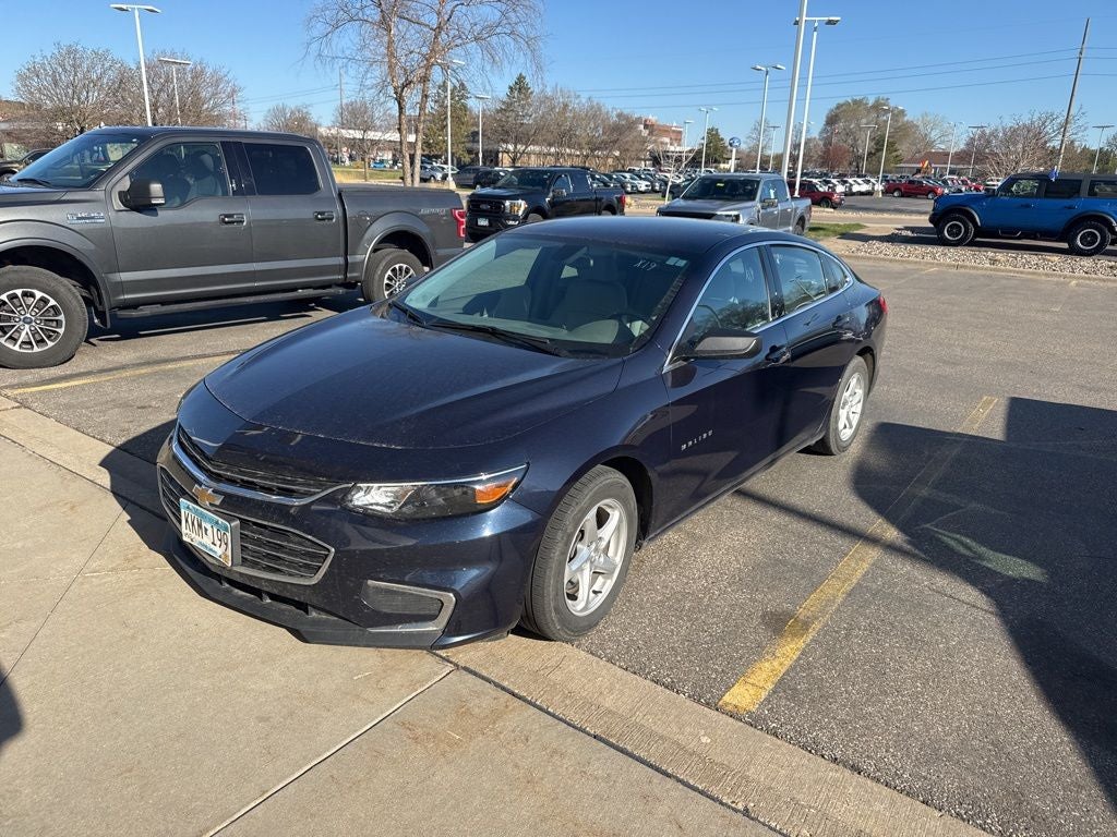 Used 2017 Chevrolet Malibu 1FL with VIN 1G1ZC5ST0HF258104 for sale in Apple Valley, Minnesota