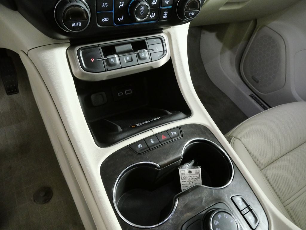 2020 GMC Acadia Denali