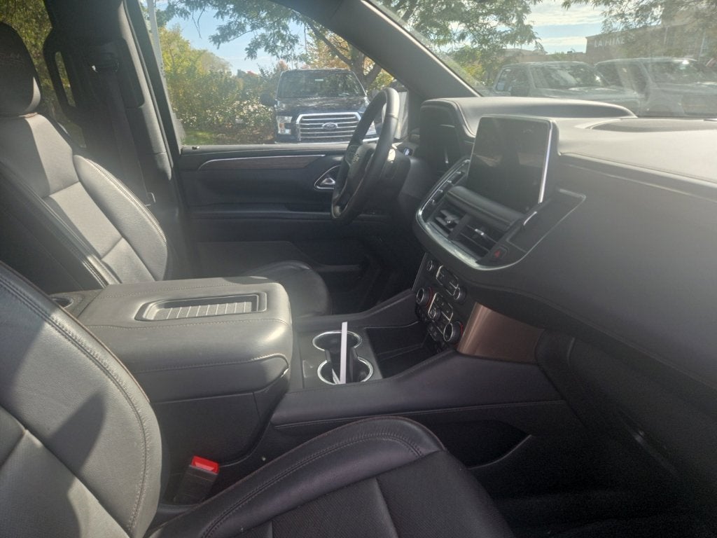2023 Chevrolet Suburban High Country