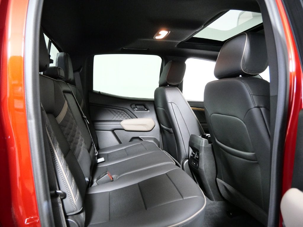 2025 GMC Canyon Denali