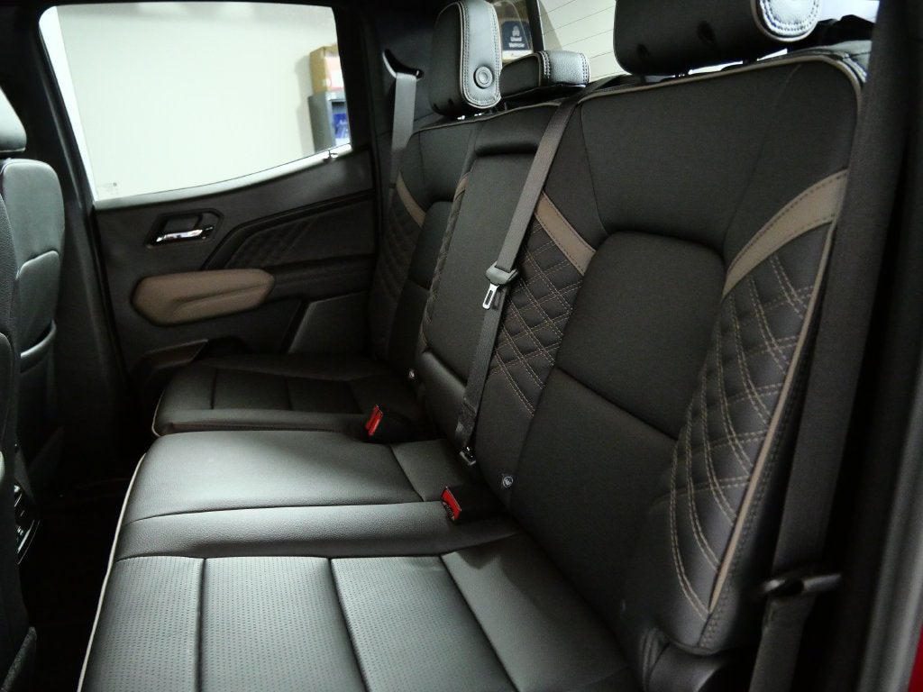 2025 GMC Canyon Denali