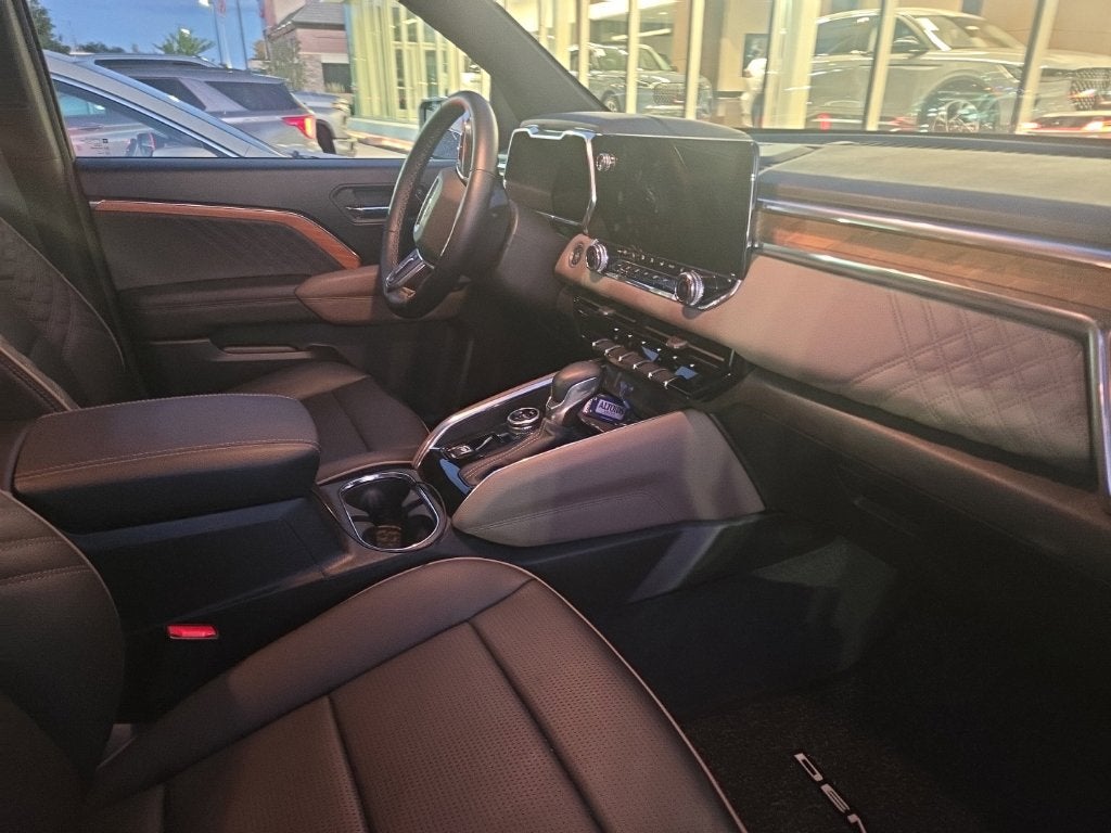 2025 GMC Canyon Denali