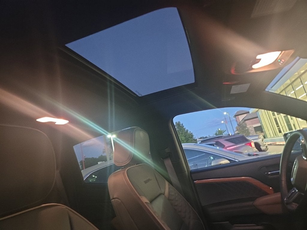 2025 GMC Canyon Denali