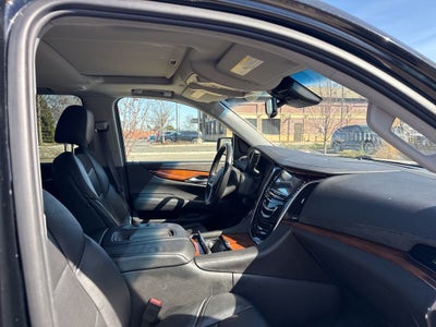 2015 Cadillac Escalade Luxury