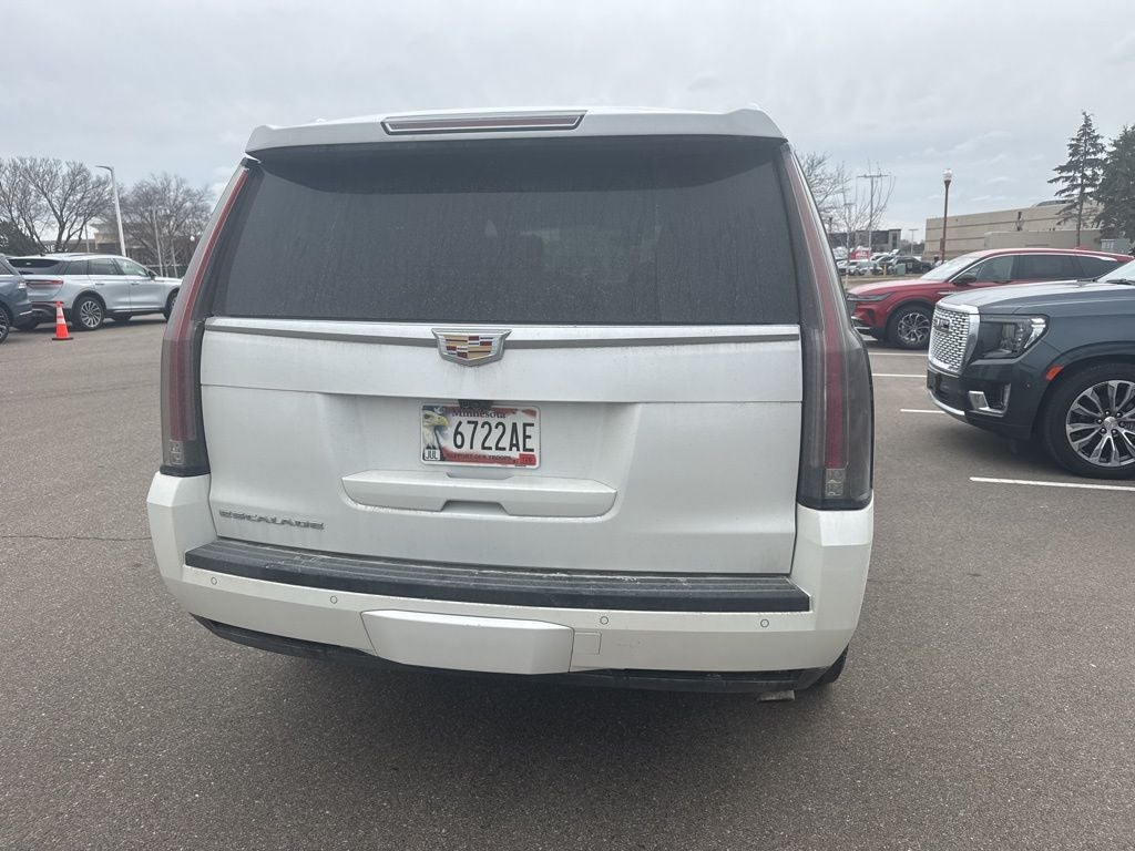 2017 Cadillac Escalade Platinum Edition