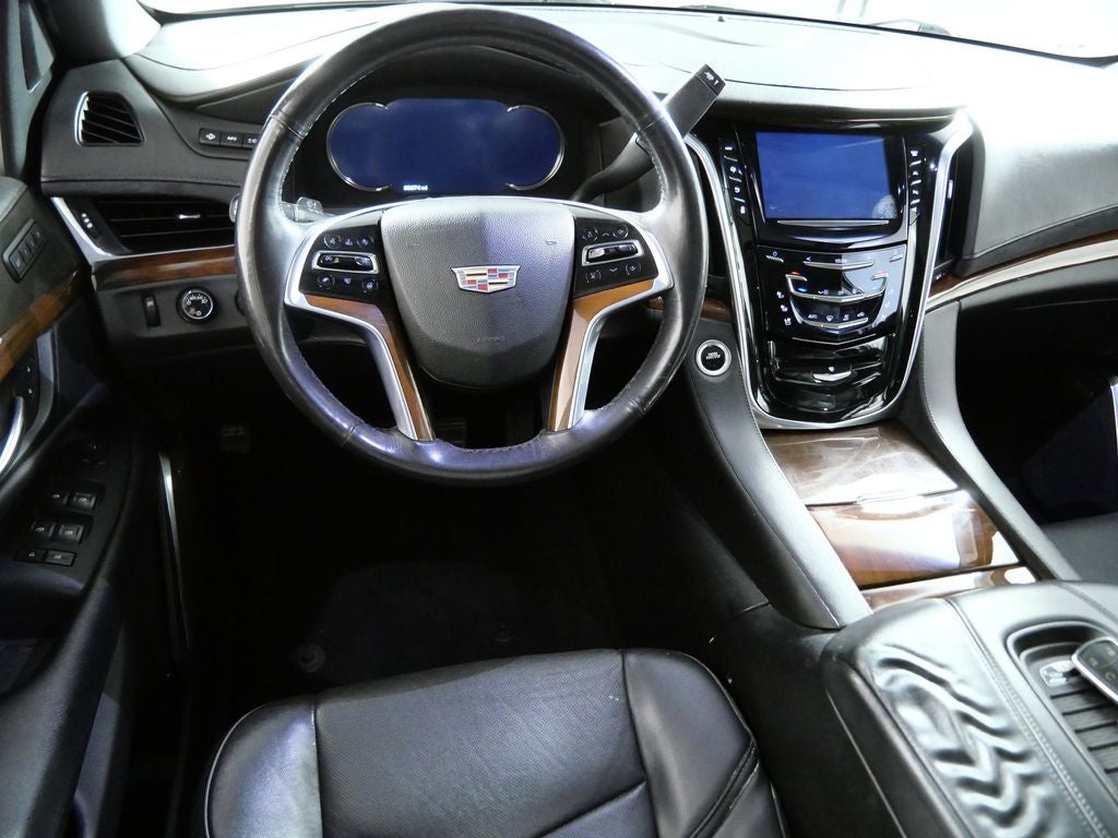 2018 Cadillac Escalade ESV Luxury