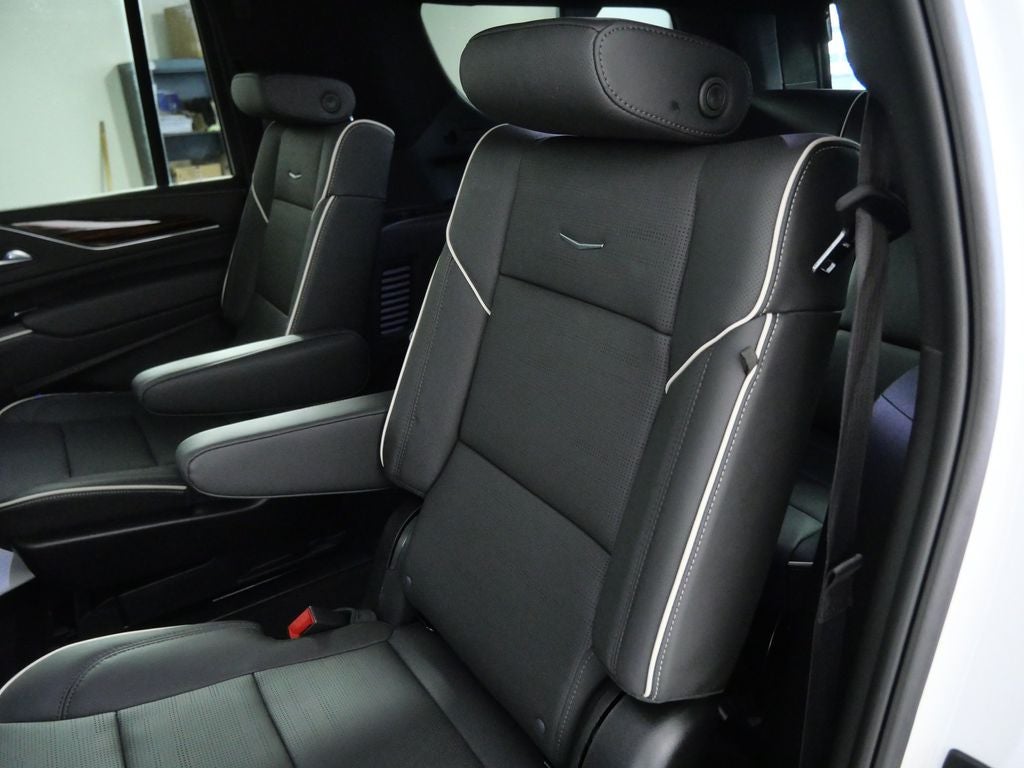 2024 Cadillac Escalade ESV Premium