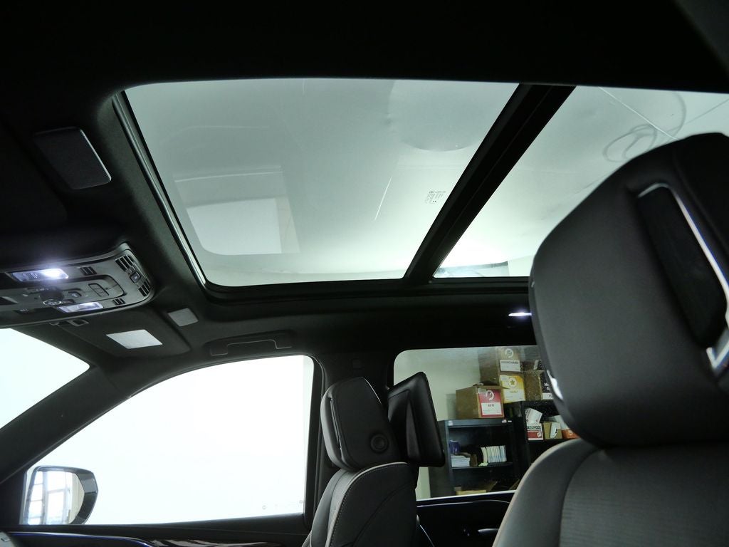 2024 Cadillac Escalade ESV Premium