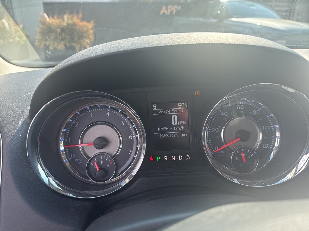 2013 Chrysler Town & Country Touring