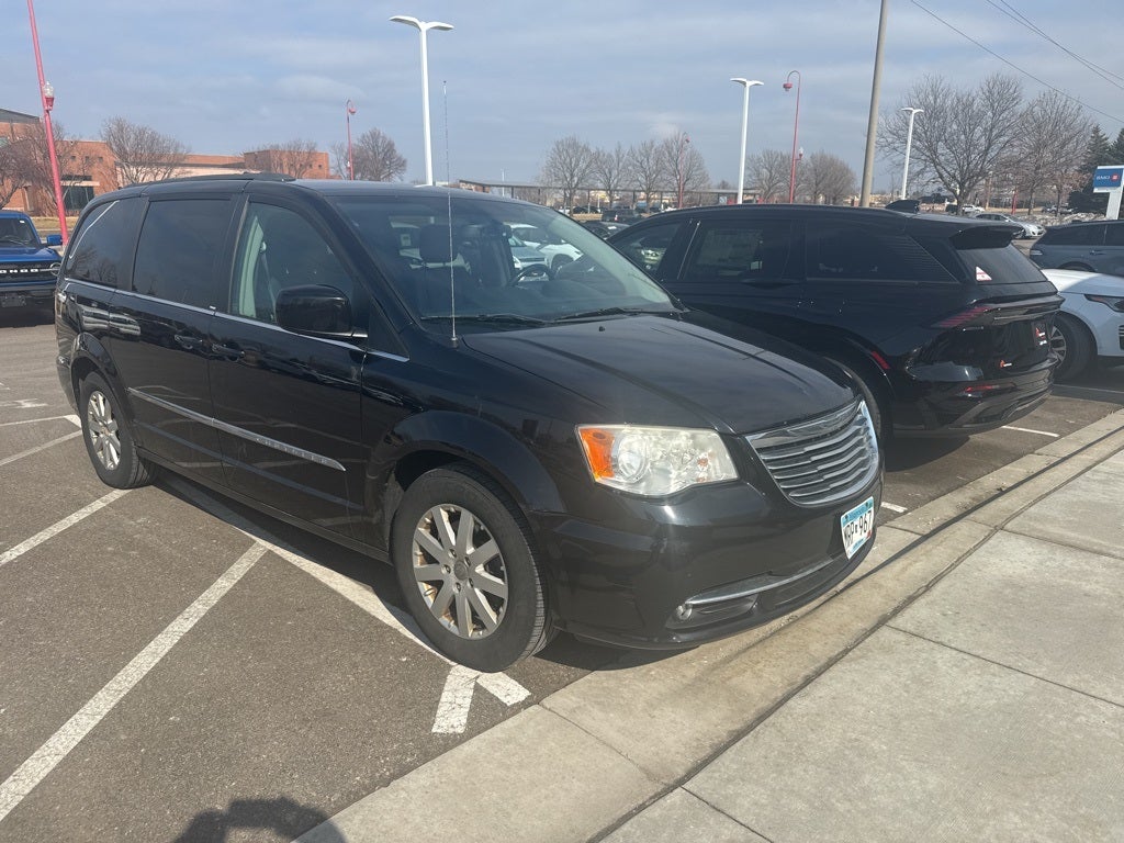2013 Chrysler Town & Country Touring