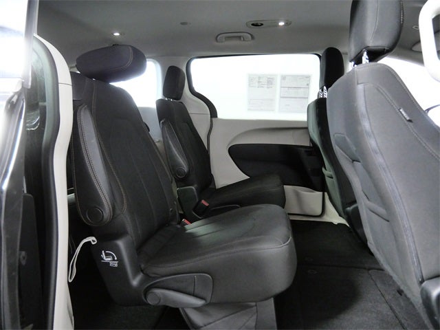 2018 Chrysler Pacifica Touring