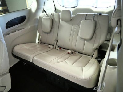 2017 Chrysler Pacifica Touring L Plus