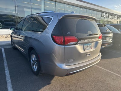 2017 Chrysler Pacifica Touring L Plus