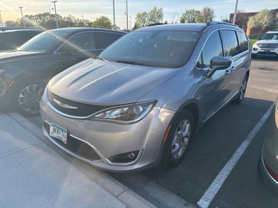 2017 Chrysler Pacifica Touring L Plus