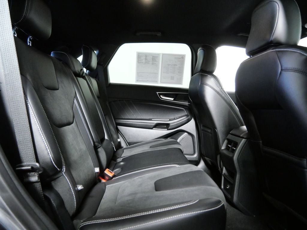2022 Ford Edge ST