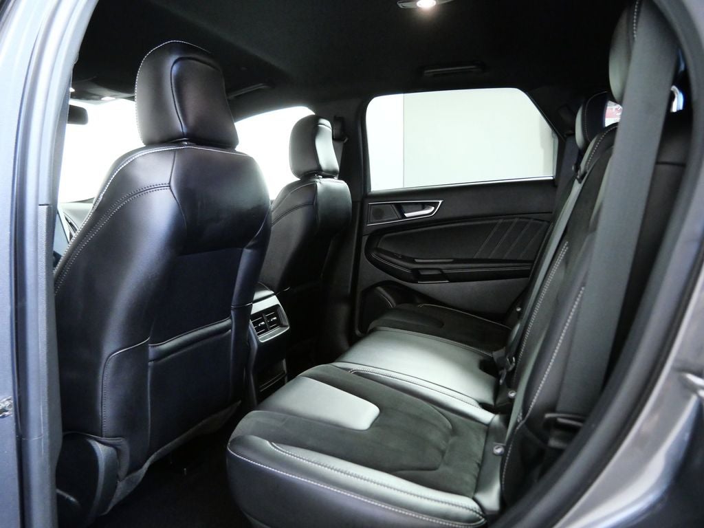 2022 Ford Edge ST