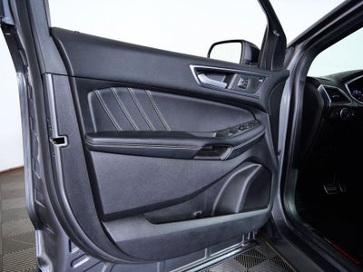 2021 Ford Edge ST