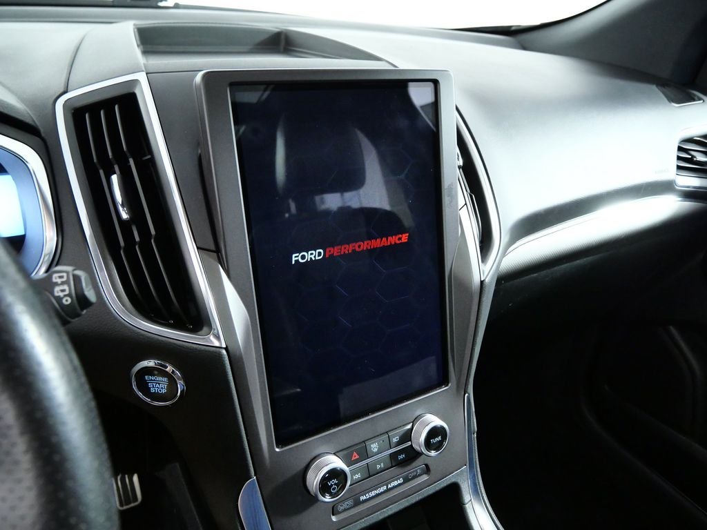 2021 Ford Edge ST