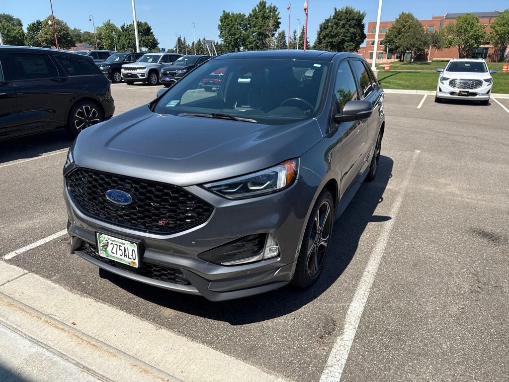 2021 Ford Edge ST