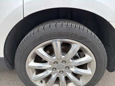 2011 Lincoln MKT Base