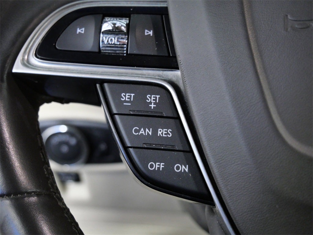 2020 Lincoln Nautilus Standard