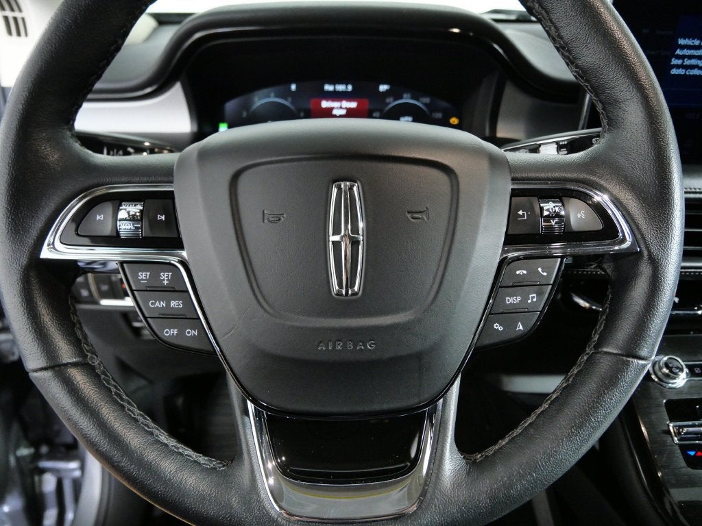 2023 Lincoln Nautilus Standard
