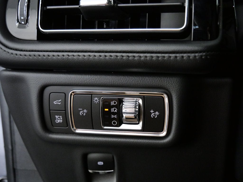 2023 Lincoln Nautilus Standard