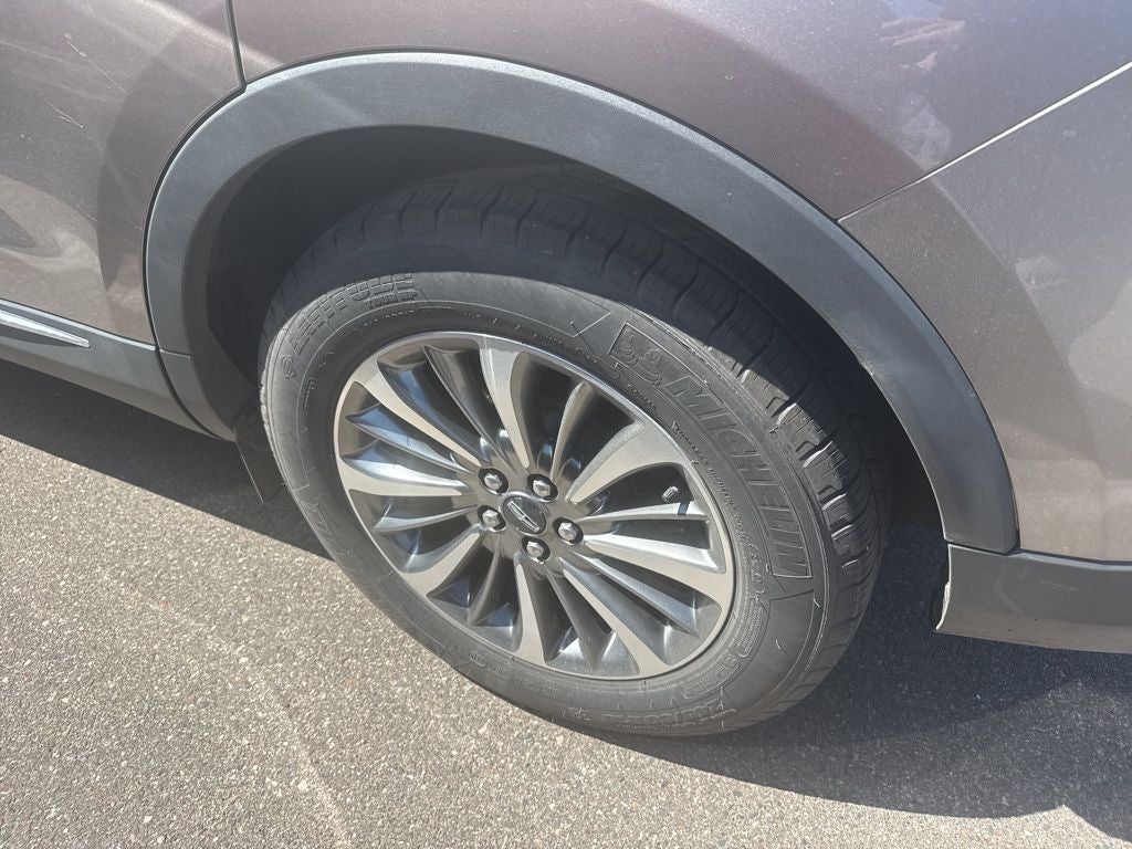 2020 Lincoln Nautilus Standard