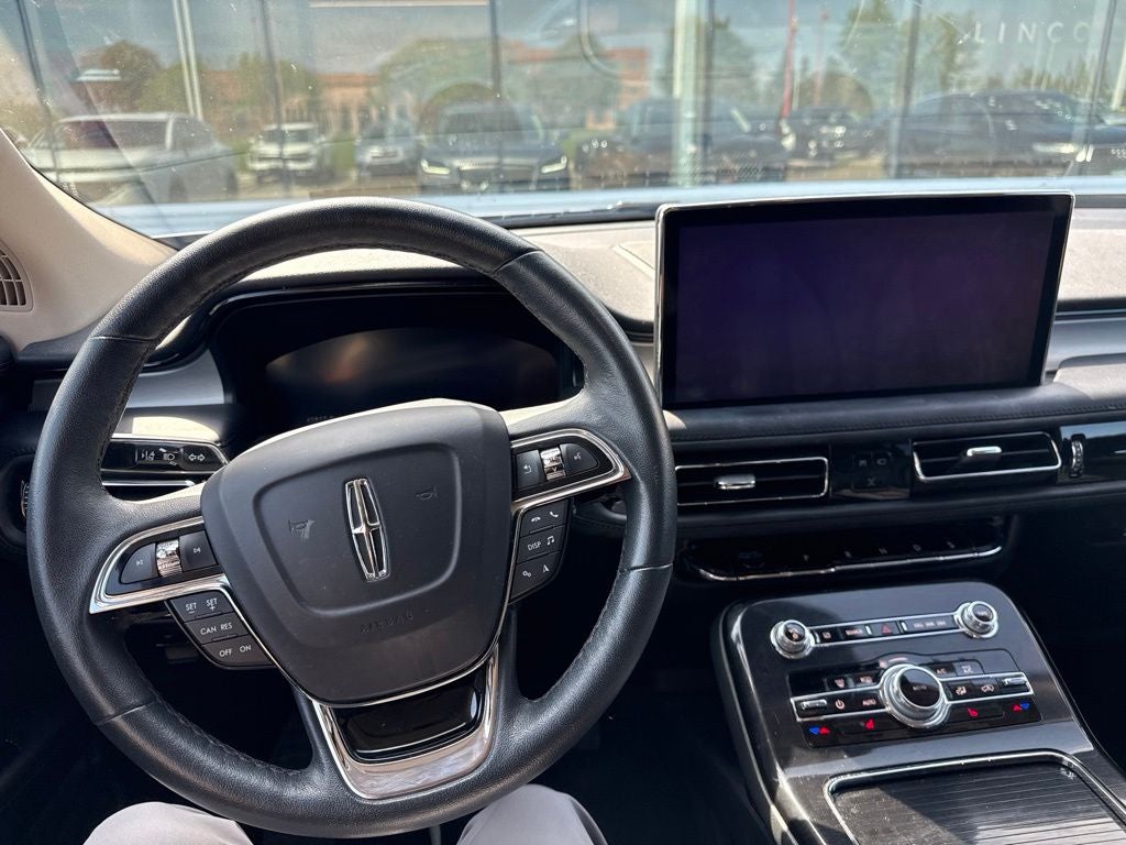 2023 Lincoln Nautilus Standard