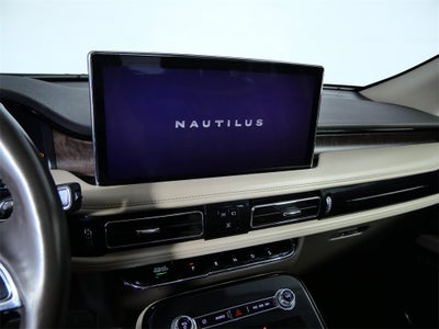 2021 Lincoln Nautilus Reserve