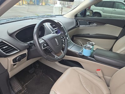 2019 Lincoln Nautilus Select