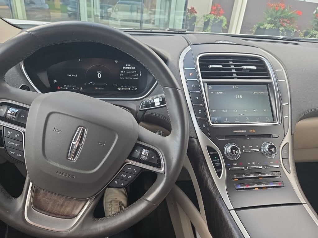 2020 Lincoln Nautilus Reserve