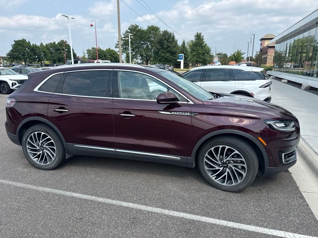 2020 Lincoln Nautilus Reserve