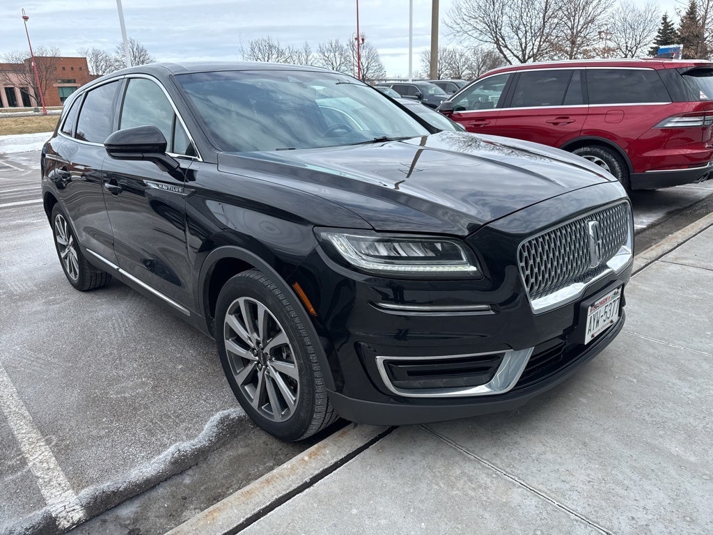 2019 Lincoln Nautilus Select
