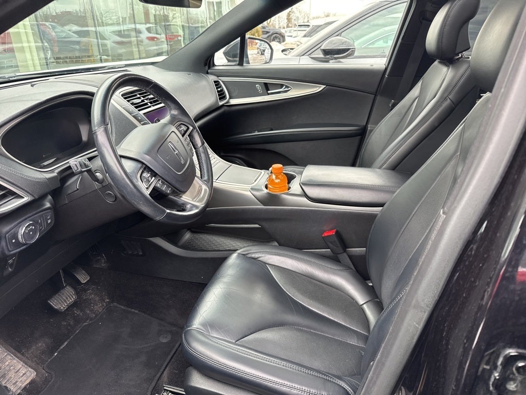 2019 Lincoln Nautilus Select