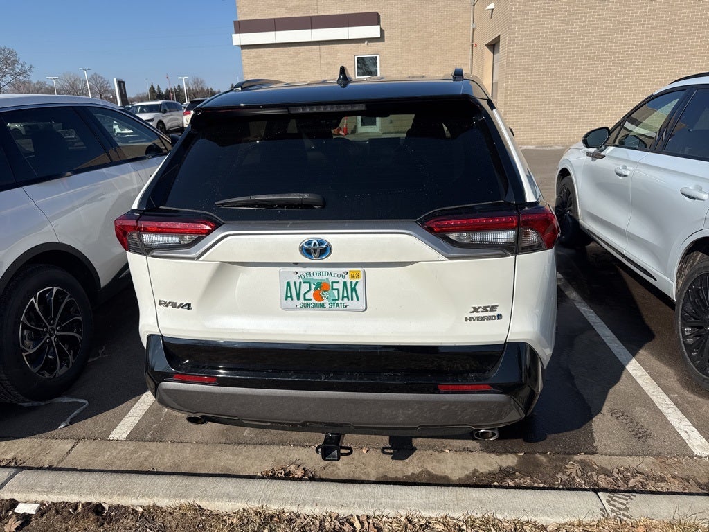 2019 Toyota RAV4 Hybrid XSE