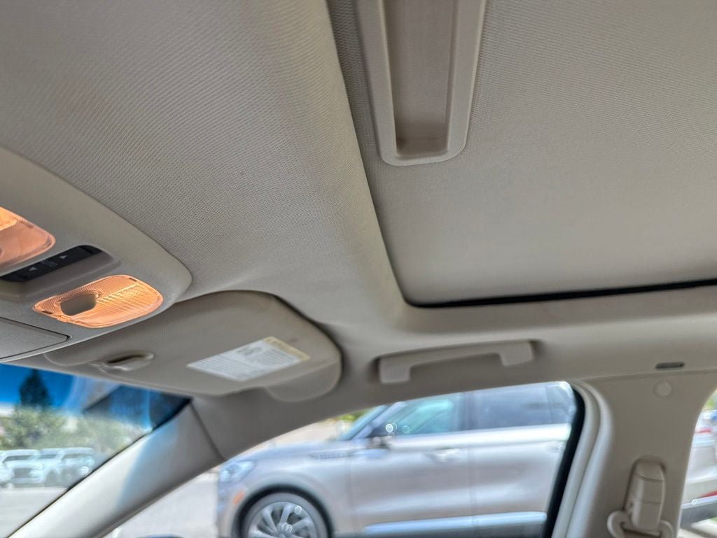 2012 Lincoln MKZ Base