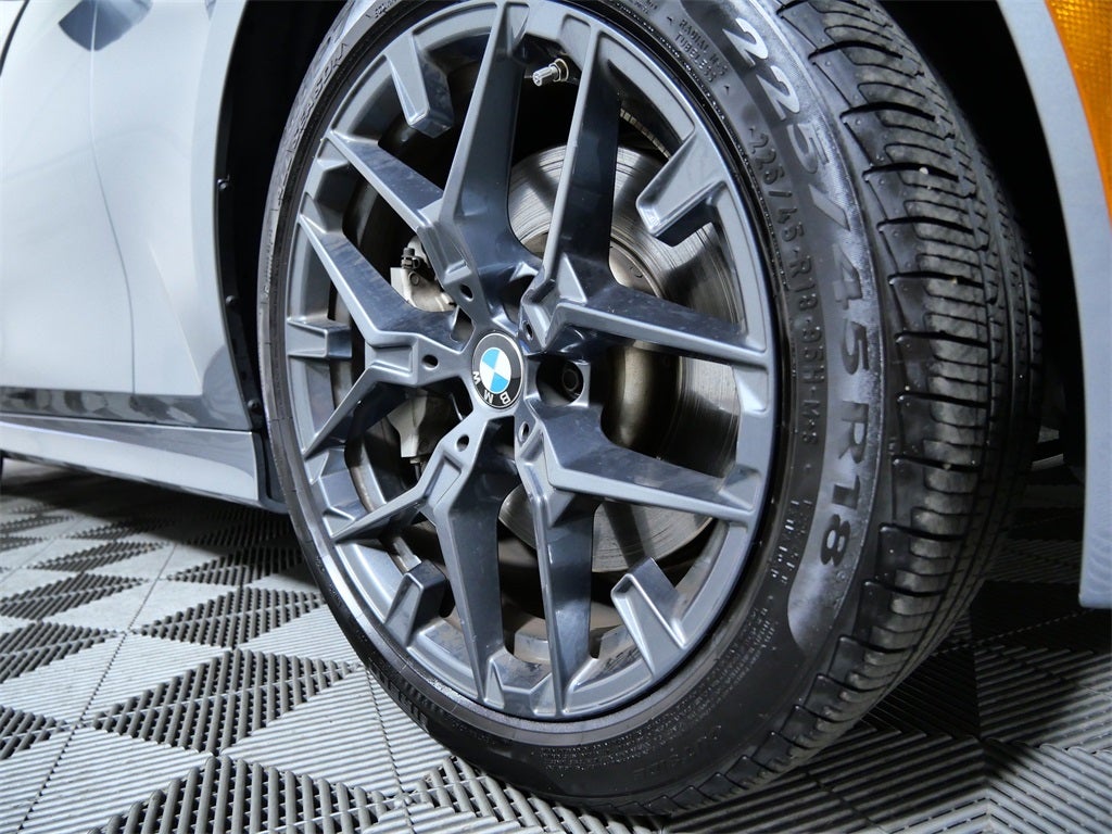 2025 BMW 3 Series 330i xDrive