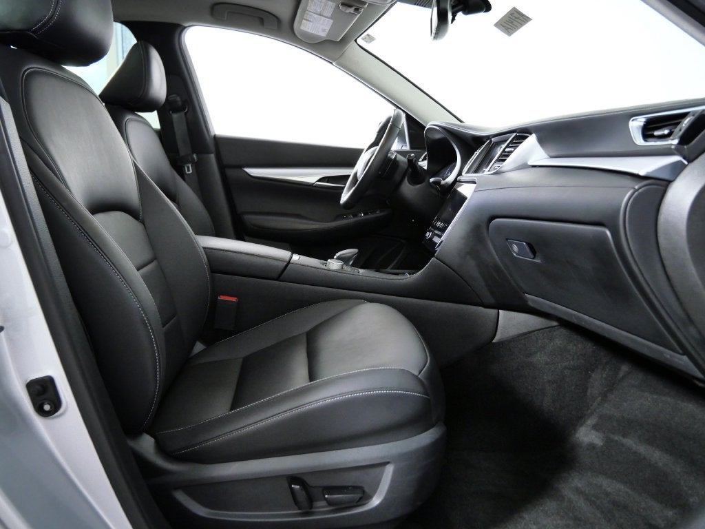 2021 INFINITI QX50 LUXE